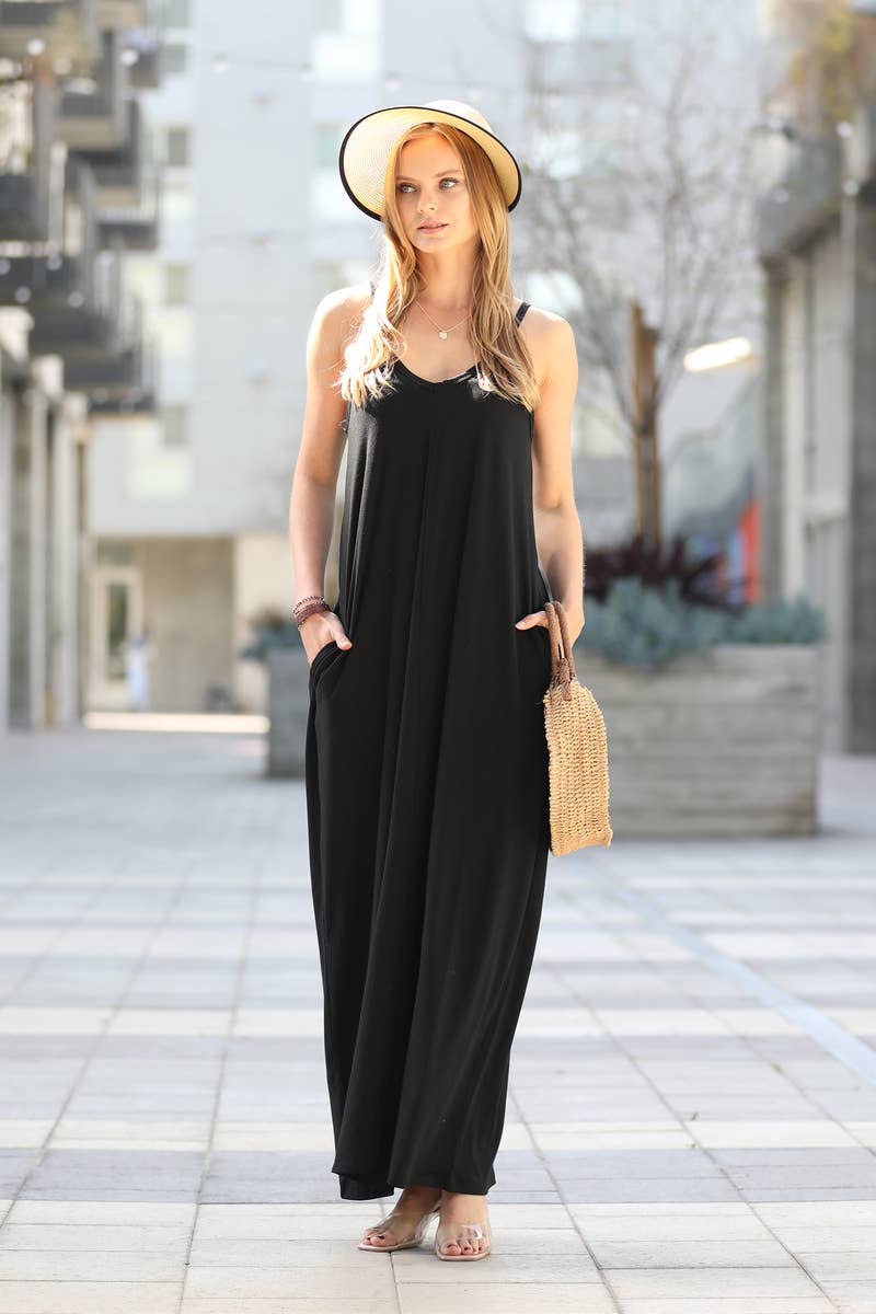 .._ Maxi Dress w/ adjustable strap & pockets: BLACK-161771 / XL