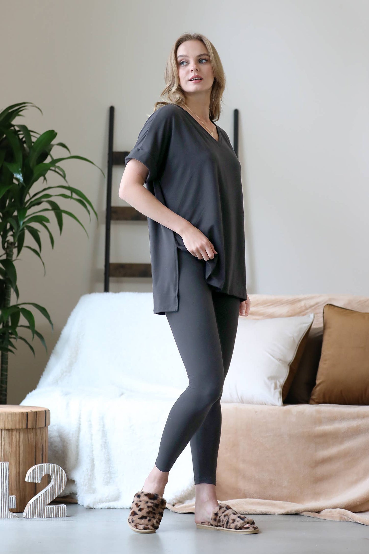 ". Microfiber Tunic & Leggings 2pc Set: FOREST-159313 / S