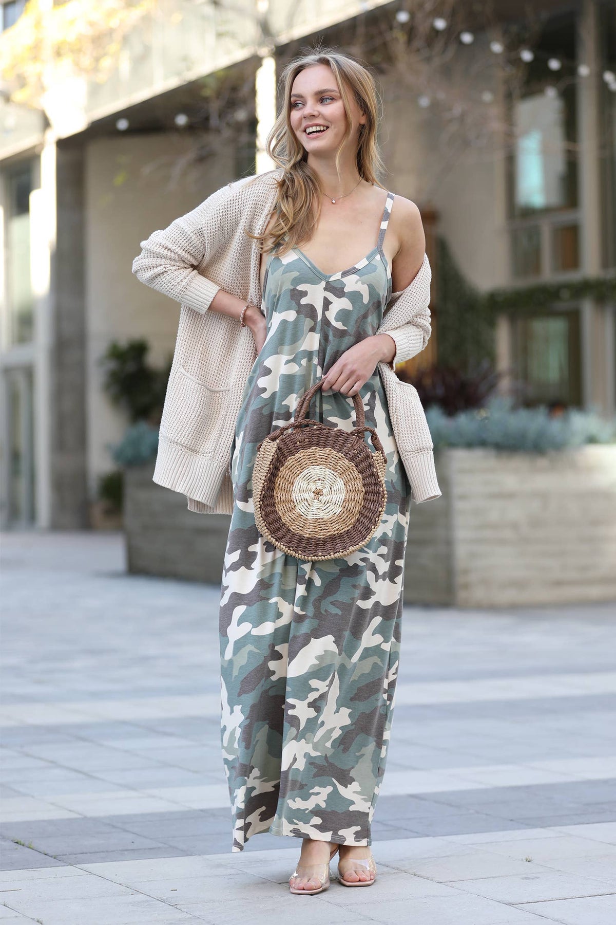 .._ Maxi Dress w/ adjustable strap & pockets: BRUSH-167423 / S